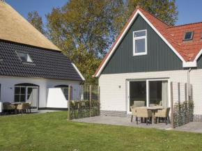 Comfortable Holiday Home in Texel near Sea